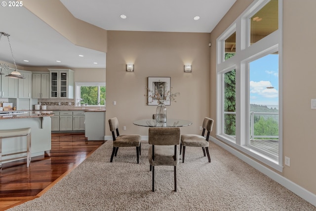 335 Runyan Rd, Woodland, WA 98674 - dining room featuring dark wood-style flooring, baseboards, and recessed lighting