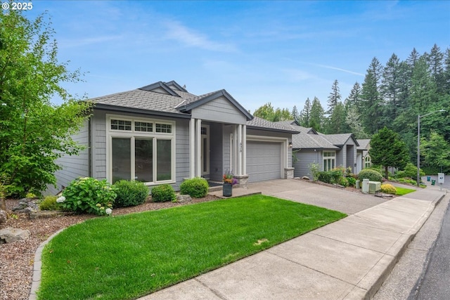 626 SE 38th Dr, Gresham, OR 97080 - ranch-style house featuring a garage, a front lawn, and driveway