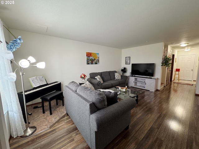 3125 NE Flintlock Pl, Corvallis, OR 97330 - living area featuring dark wood-type flooring