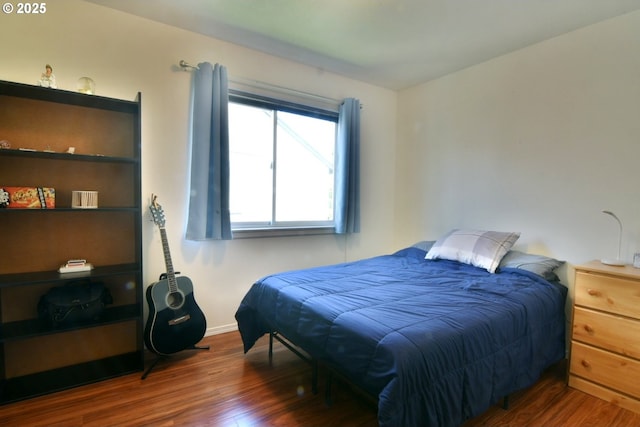 3125 NE Flintlock Pl, Corvallis, OR 97330 - bedroom with wood finished floors and baseboards