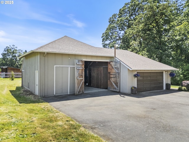 28825 SW Grahams Ferry Rd, Wilsonville, OR 97070 - view of detached garage