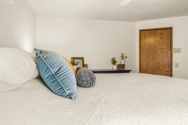 6516 SW Locust St, Portland, OR 97223 - view of bedroom