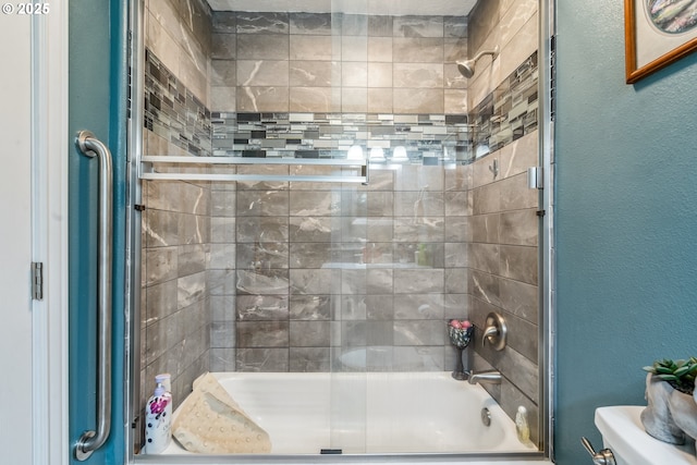 623 10th Ave, Albany, OR 97321 - full bathroom with enclosed tub / shower combo and a textured wall