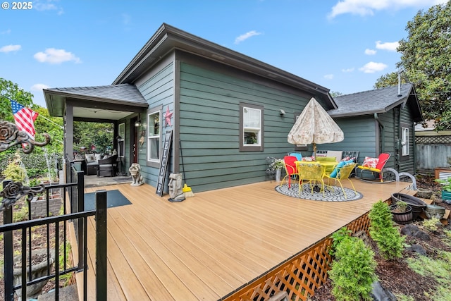 623 10th Ave, Albany, OR 97321 - wooden deck featuring outdoor dining area