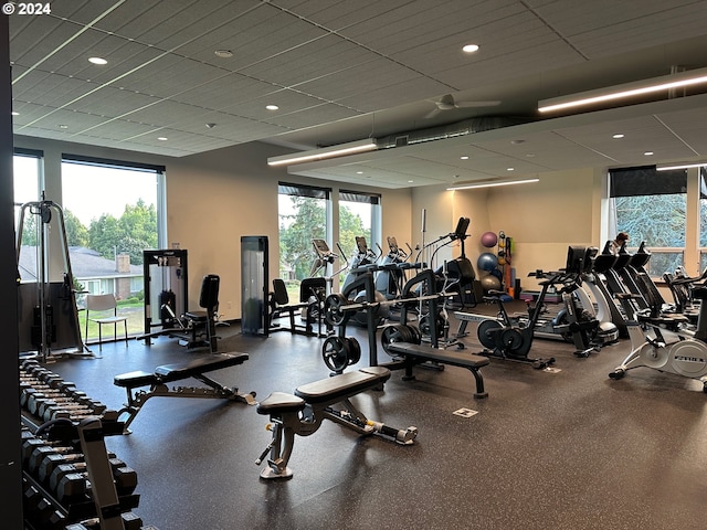 8070 SW Fairway Dr, Wilsonville, OR 97070 - workout area with recessed lighting