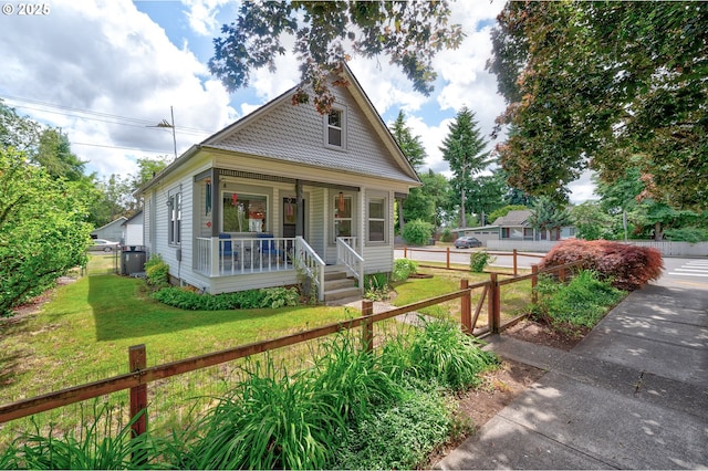 589 NW 3rd Ave, Canby, OR 97013 - view of front facade featuring a porch
