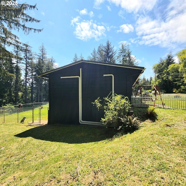 97640 Kadora Ln, North Bend, OR 97459 - view of outbuilding featuring an outdoor structure
