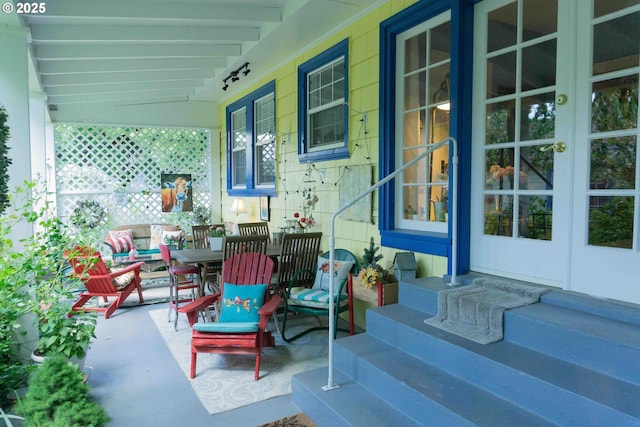 648 W Main St, Carlton, OR 97111 - covered porch featuring french doors