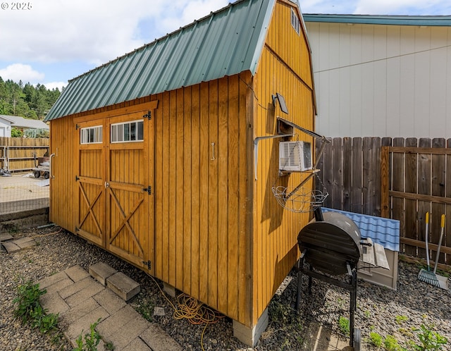 1232 E Fourth Ave, Sutherlin, OR 97479 - view of outdoor structure with cooling unit