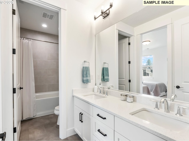 4958 N Adams Ct, Camas, WA 98607 - ensuite bathroom featuring toilet, double vanity, and shower / bathtub combination with curtain