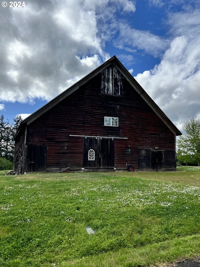 501 S Park St, Carlton, OR 97111