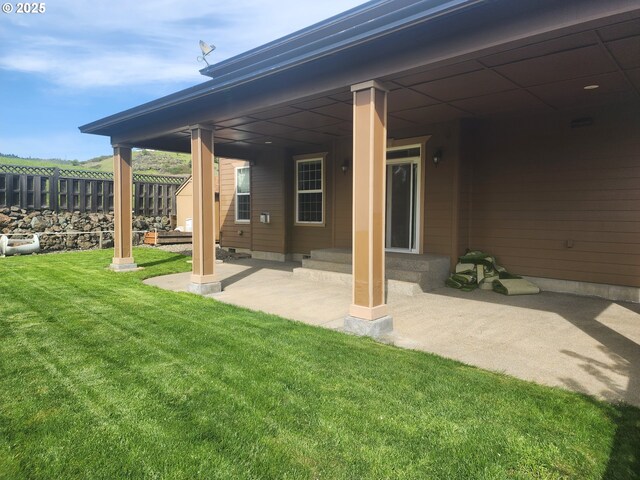 102 Sarah Bear Ln, Winston, OR 97496 - view of patio with fence