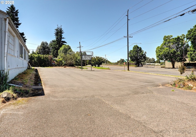 5740 NE Lombard St, Portland, OR 97218 - view of asphalt street