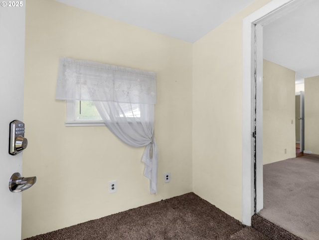 125 SW Cedar Ave, Warrenton, OR 97146 - view of carpeted spare room