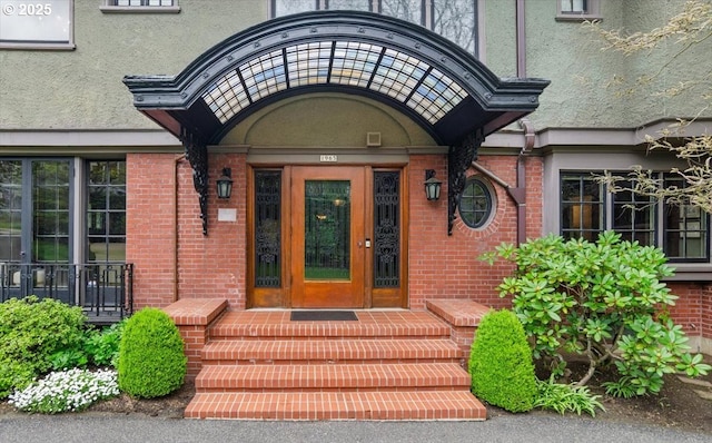 1965 SW Montgomery Pl, Portland, OR 97201 - entrance to property featuring stucco siding and brick siding