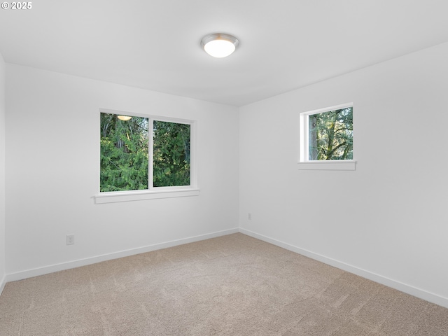 view of carpeted spare room