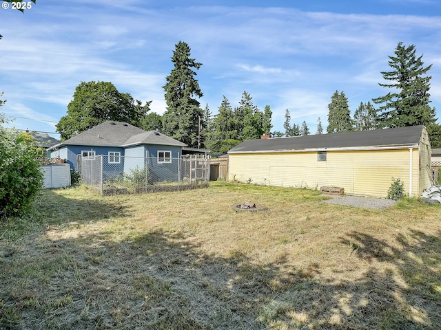12226 SE Raymond St, Portland, OR 97236 - view of yard