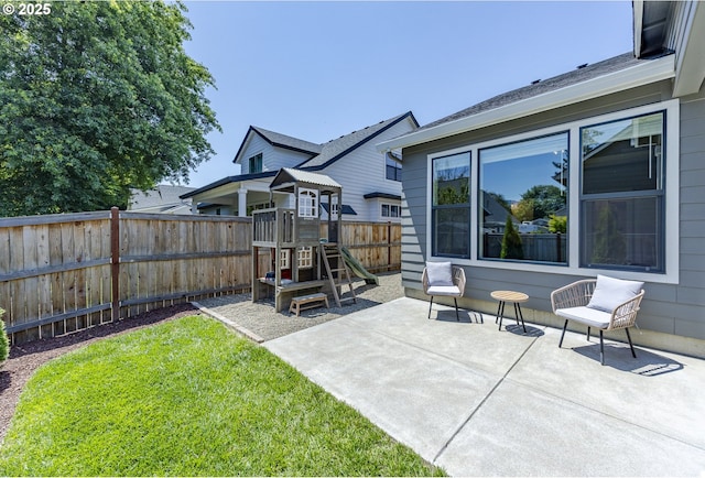 91209 N Coleman St, Eugene, OR 97408 - fenced backyard with a playground and a patio area