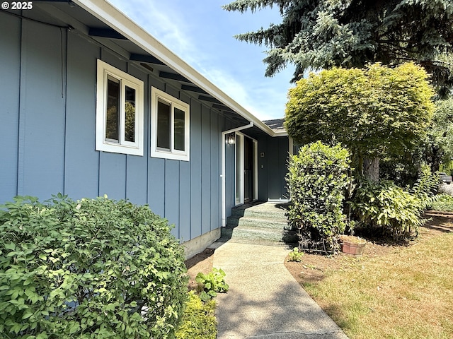 5235 SE 32nd Ave, Portland, OR 97202 - entrance to property featuring board and batten siding