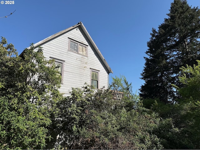 view of side of home