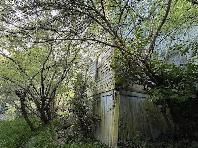 view of property exterior