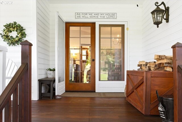view of entrance to property