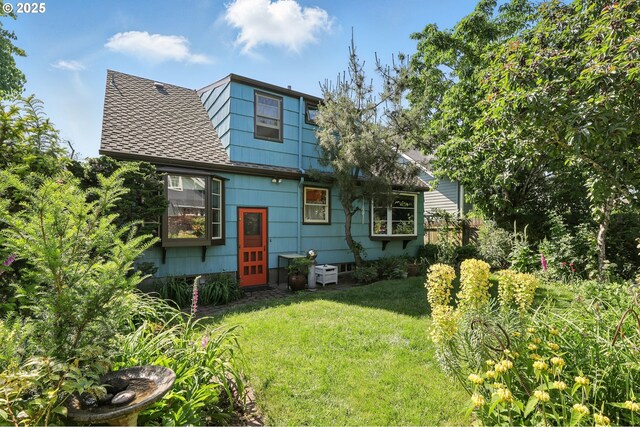 2804 NE 46th Ave, Portland, OR 97213 - view of front facade with a shingled roof and a front lawn