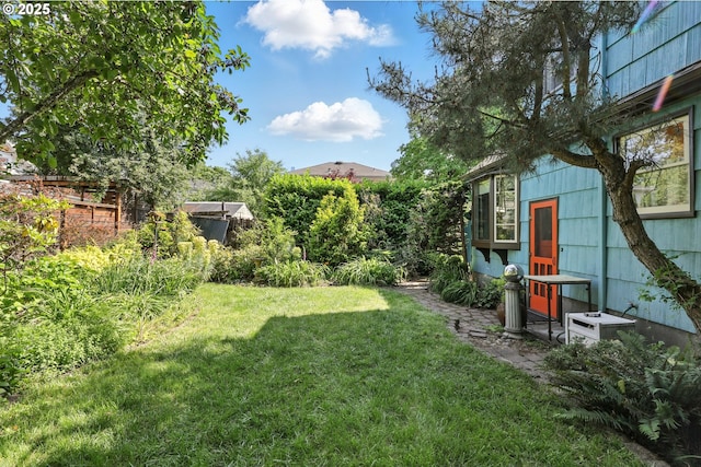 2804 NE 46th Ave, Portland, OR 97213 - view of grassy yard