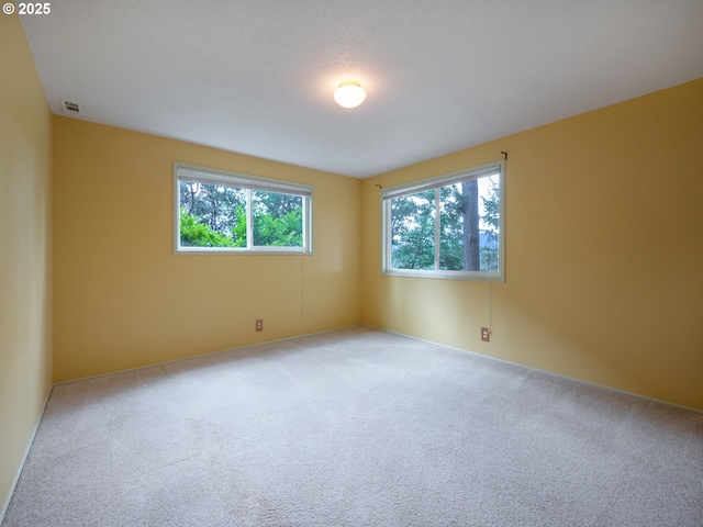 2830 Capital Dr, Eugene, OR 97403 - spare room with carpet flooring
