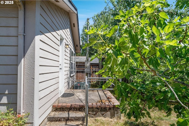 9341 N Pier Park Pl, Portland, OR 97203 - view of home's exterior