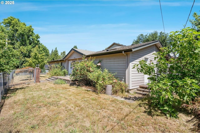 9341 N Pier Park Pl, Portland, OR 97203 - view of yard