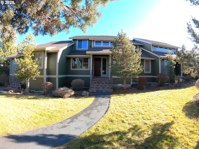 view of front of house with a front yard