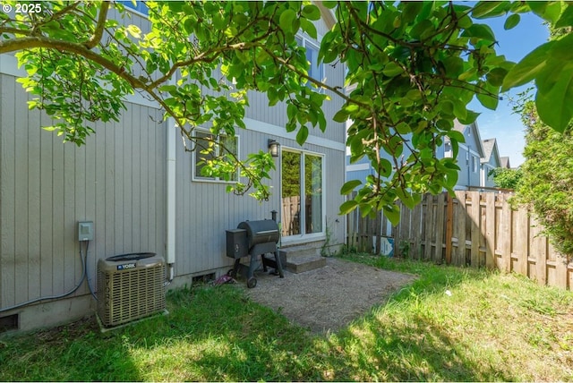 20657 SW Nantucket Ln, Beaverton, OR 97006 - view of yard with central AC unit and entry steps