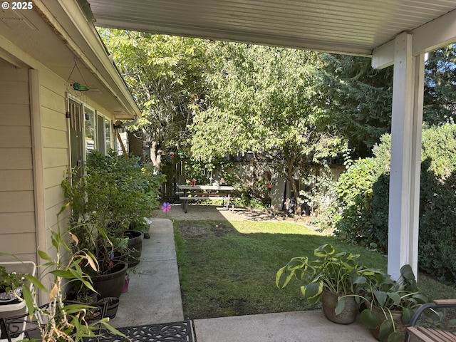 1350 Hidden Creek Dr NE, Keizer, OR 97303 - view of yard with a patio area