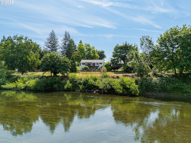 154 W Hickory St, Roseburg, OR 97471 - water view