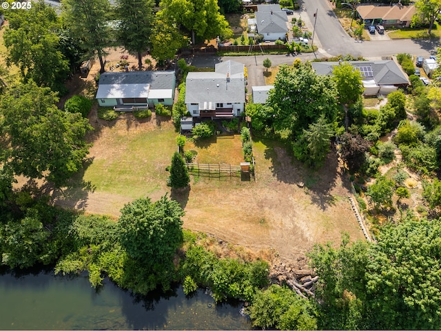 154 W Hickory St, Roseburg, OR 97471 - aerial view of residential area featuring a large body of water