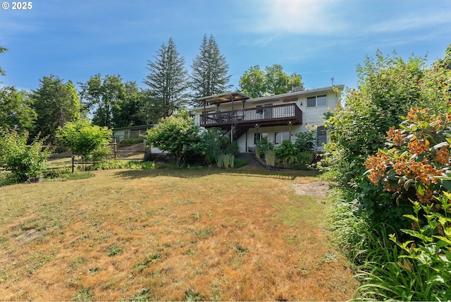154 W Hickory St, Roseburg, OR 97471 - view of yard with a wooden deck