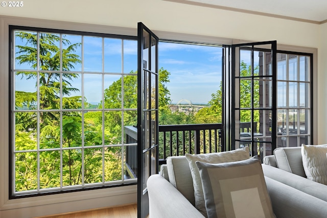 2687 NW Cornell Rd, Portland, OR 97210 - sunroom featuring healthy amount of natural light