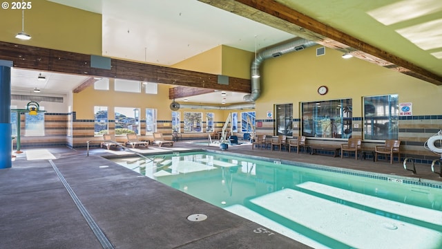 view of swimming pool