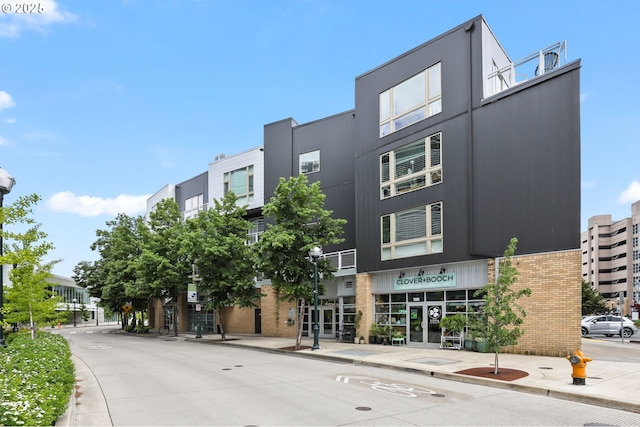 12600 SW Crescent St, Beaverton, OR 97005 - view of building exterior