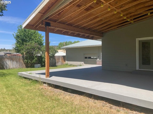 100 NW 7th Ave, John Day, OR 97845 - view of patio featuring a wooden deck