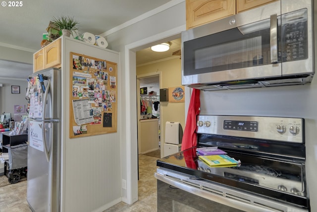 kitchen with light brown cabinets, stainless steel appliances, crown molding, and baseboards