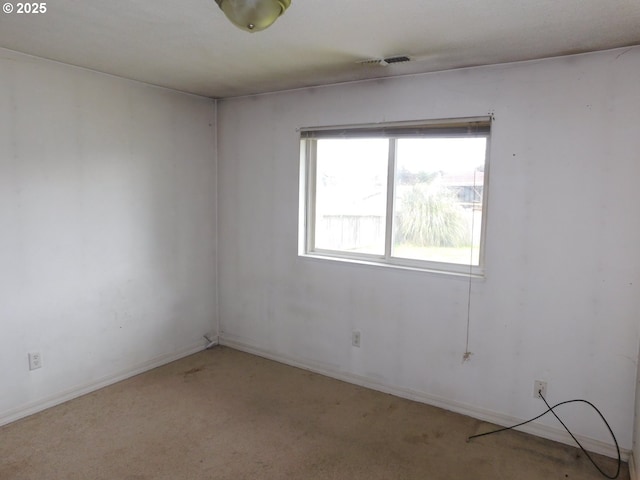 573 SW Harbor Pl, Warrenton, OR 97146 - view of carpeted spare room