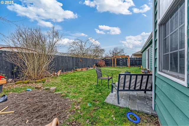 view of yard with a patio area