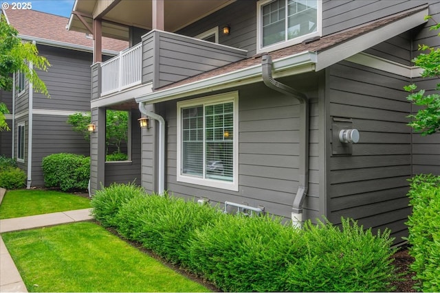 10800 SE 17th Cir Unit Q178, Vancouver, WA 98664 - view of home's exterior featuring a balcony