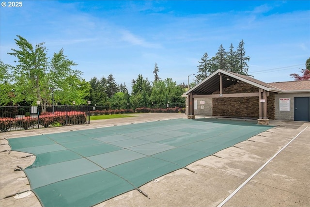 10800 SE 17th Cir Unit Q178, Vancouver, WA 98664 - community pool featuring fence and a patio area
