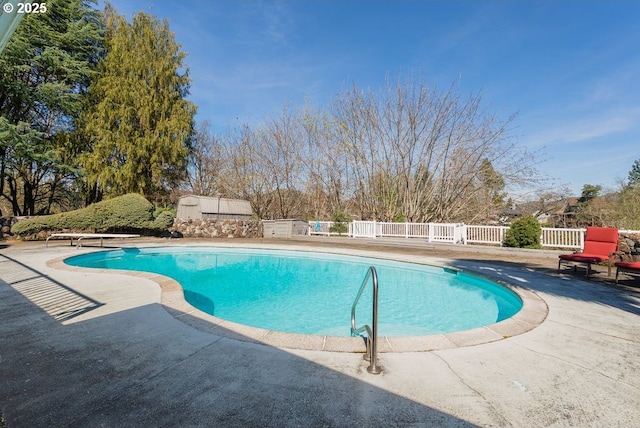 185 W Oriole Dr, Roseburg, OR 97471 - view of pool with a patio area, fence, a fenced in pool, and a diving board