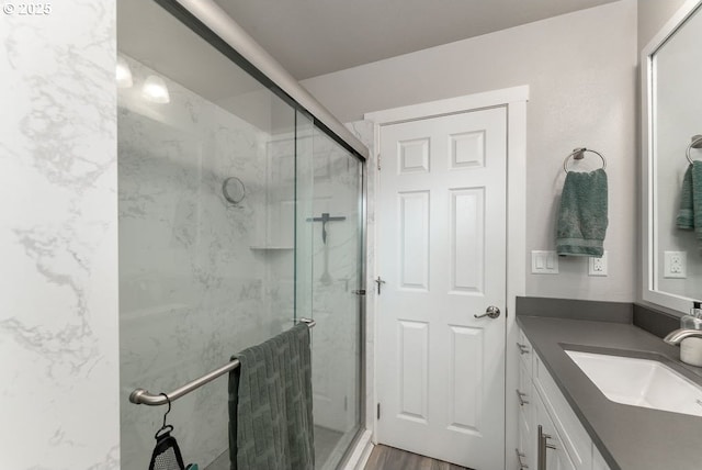 185 W Oriole Dr, Roseburg, OR 97471 - bathroom featuring a marble finish shower and vanity