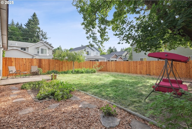 2812 NE Delancey Ct, Vancouver, WA 98682 - fenced backyard with a patio