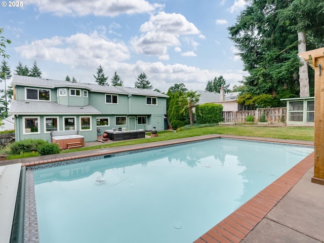 2487 Southslope Way W, Linn, OR 97068 - view of pool featuring a hot tub and an outdoor living space